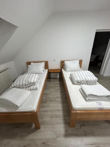 Sleep And Fly Room'S By Dado & Lela Velika Gorica Luaran gambar